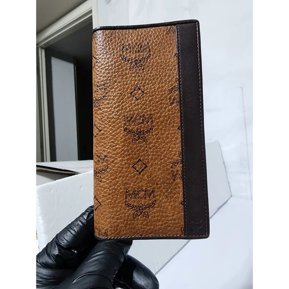 MCM Bill Leather Wallet Brown - Picture 7 of 14
